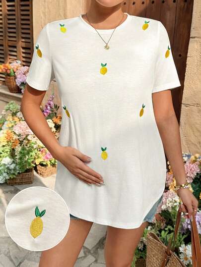 SHEIN Camiseta de manga corta con bordado de limón para maternidad
