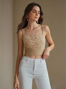 Anewsta 女士优雅百搭通勤镂空刺绣撞色面料短款吊带背心，卡其色 - 卡其色 - 查看 3