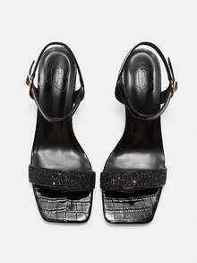 CUCCOO CURVES 大码女式绑带水钻搭扣宽楦凉鞋，夏季休闲户外度假日常穿着 - 靜夜黑色 - 查看 10