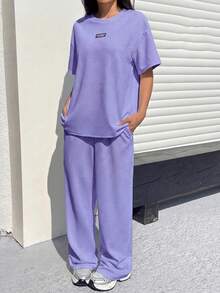 SHEIN EZwear 女士休闲日常通勤时尚街头宽松字母印花落肩T恤搭配松紧腰阔腿裤套装，春夏秋季 - 紫丁香色 - 查看 4