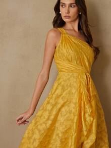 BELROSIE Sweet Vacation Style Asymmetric Shoulder Pleated Ruffle Trim Sleeveless Dress - Yellow - View 4