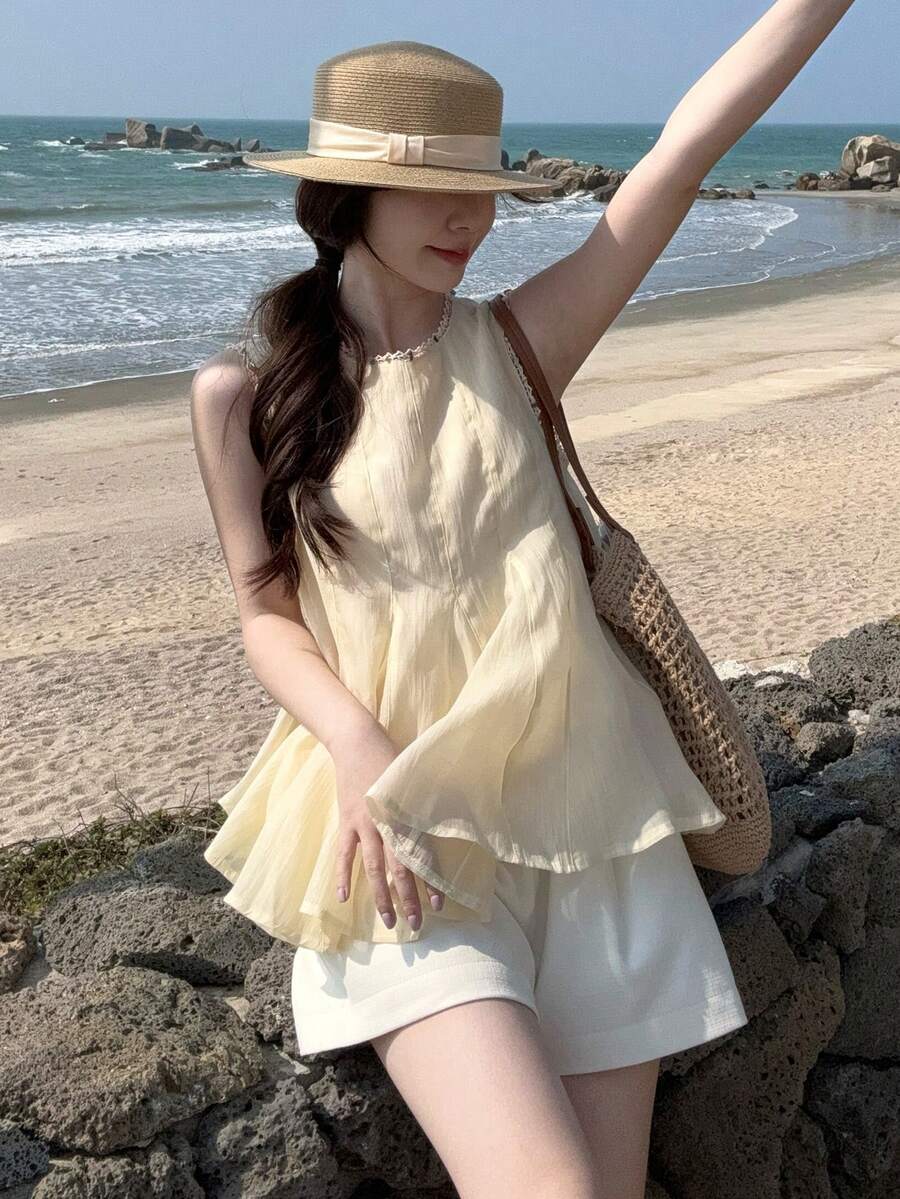 DAZY Áo kiểu nữ không tay cổ tròn phối ren tương phản, viền bèo nhún, thích hợp cho mùa hè. - Màu be - Xem 1