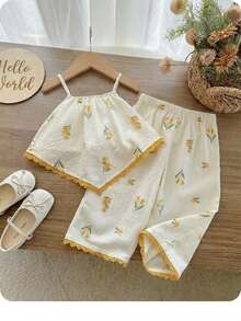 SHEIN LMoss Kids Bộ đồ cho bé gái gồm áo tay ngắn in hoa dễ thương và quần short cạp chun. - Nhiều màu - Xem 7