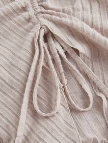 SHEIN MOD 大码女式杏色抽绳不对称下摆喇叭袖 T 恤、露肩 T 恤、秋季女装、舒适 T 恤 - 杏色 - 查看 5