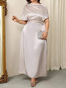 Firerie Plus Size Elegant Casual Vacation Minimalist One Shoulder Open Shoulder Ruched Satin Fabric High-End Commute Office Versatile Daily Basic Straight H-Line Women Short Sleeve Dress, Spring/Summer Satin Maxi Dress Modest Elegant Dress Plus Elegant Dress Silver Elegant Dress Curve Elegant Dress Spring Outfit Women Spring Dress For Women - Apricot - View 4