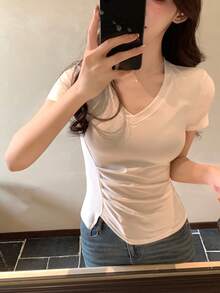 DAZY 女士V领白色短袖T恤，夏季小众开衩不对称性感上衣，T恤 - 白色 - 查看 1