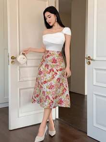 DAZY High-End French Regal Style Metallic Jacquard High Waist A-Line Skirt For Women - Red - View 7