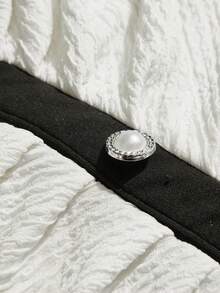 Opuloom فستان طويل أنيق للنساء في الربيع، ذو ياقة منقلبة باللونين الأسود والأبيض، بأكمام طويلة مضفرة، خصر مربوط، أزرار لؤلؤية، مناسب للارتداء اليومي، العمل، الخروج، المواعيد، العشاء، العطلات - متعدد الألوان - مشاهدة 4