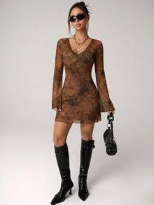 SHEIN ICON Y2K 女式波西米亚复古佩斯利印花蓝绿色休闲长袖V领收腰迷你连衣裙 - 彩色 - 查看 6