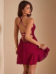 SHEIN BAE 1. Vestido mini ajustado de línea A con tirantes finos, espalda descubierta, lazo y recortes, color rojo - Rojo - Ver 2