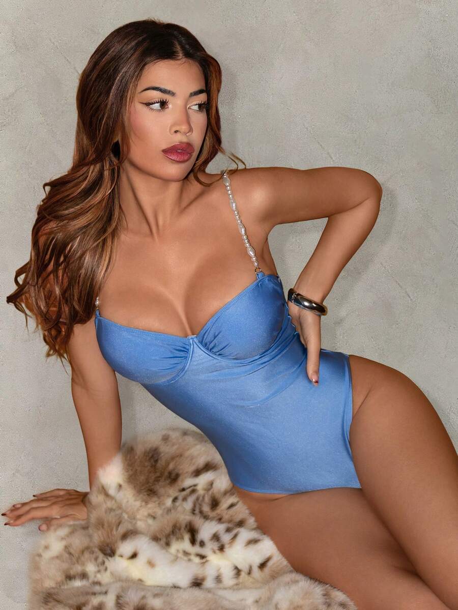 Bonvoyette 1件装女士水钻挂脖褶皱连体泳衣 - 淺藍色 - 查看 1