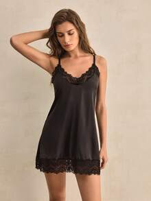 Charlaine 优雅法式蕾丝边女士睡裙 - 黑色 - 查看 4