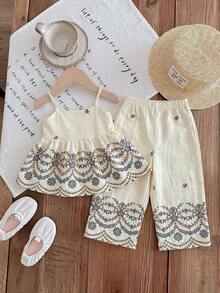 SHEIN 2pcs Baby Girl Ditsy Floral Camisole Top And Long Pants Set - Multicolor - View 4