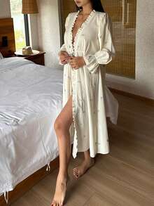 DAZY 甜美花卉荷葉邊收腰繫帶女款睡袍睡衣 - 白色 - 查看 3