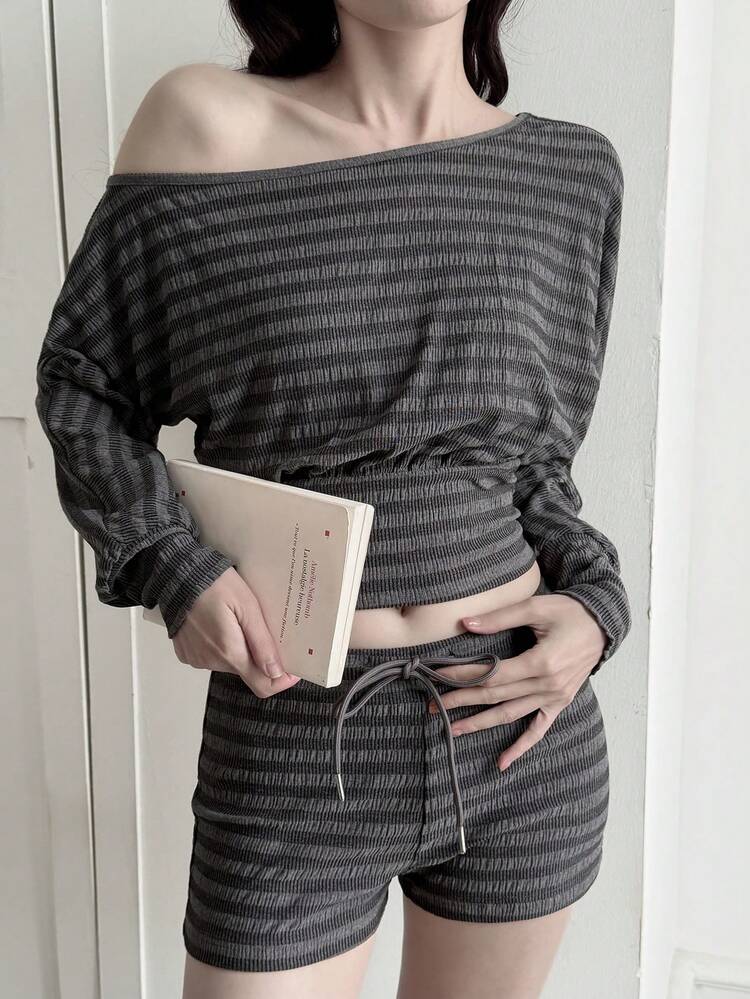 Women's Casual Striped Asymmetric Collar Top And Shorts 2 Pieces Set, Spring/Summer