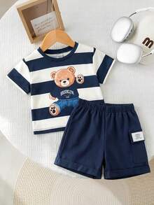 Set de 2 piezas de camiseta a rayas y pantalones cortos con estampado de oso para bebé niño - Multicolor - Ver 4