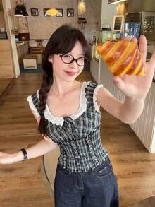 DAZY Women's Contrast Plaid Sleeveless Girly Korean Style Shirt - Black - View 6