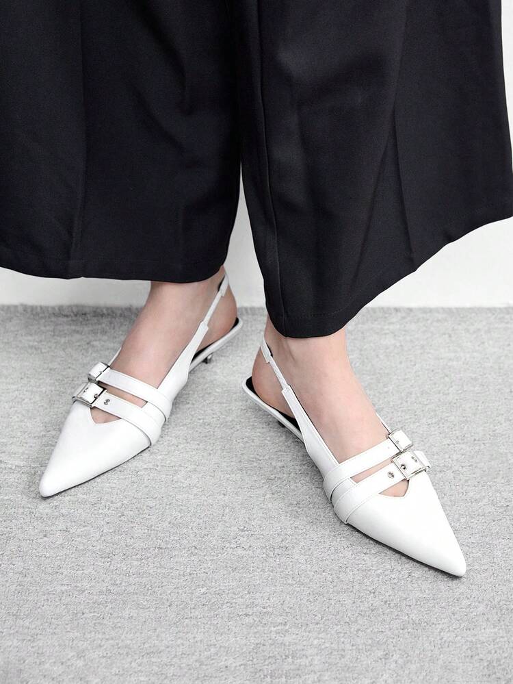 CUCCOO BIZCHIC Women Heeled Sandals