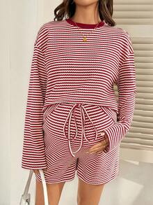 SHEIN 2件套孕妇休闲条纹上衣和短裤套装，秋季 - 紅白色 - 查看 6