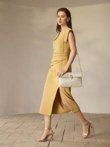 MOTF PREMIUM TÚI XÁCH CẦM TAY VUÔNG DẬP NỮ - Màu be - Xem 10