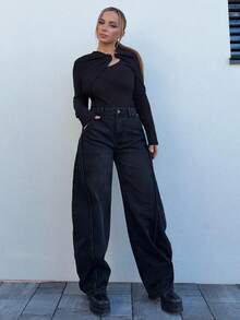 Jeta Ari 蓝色锥形裤腿时尚牛仔裤，适合秋季、冬季、春季、新年、派对、婚礼、优雅、时尚、潮流、圣诞节、节日、假日、外出、休闲等场合。 - 黑色 - 查看 1