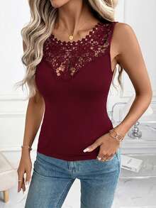 SHEIN Clasi 女士优雅时尚蕾丝拼接无袖吊带背心，夏季必备 - 酒紅色 - 查看 3