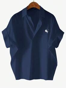 GlowEve CURVE 大尺碼女款海軍藍刺繡 Polo 領半袖襯衫，夏季休閒幾何圖案梭織上衣，適合校園返校與工作穿搭 - 藏蓝色 - 查看 1