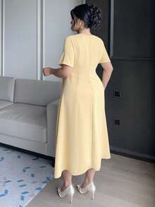 Dazy Plus Plus Size Women Solid Color Wrap V-Neck Short Sleeve Side Knot Elegant Dress Maxi Dress Sundress - Pale Yellow - View 6