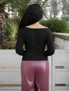 Yess Loren 女士纯色不对称领口休闲长袖红色毛衣休闲派对优雅家居性感秋冬休闲圣诞万圣节新年不对称上衣 - 黑色 - 查看 2