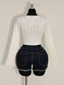 SHEIN ICON 大尺碼女款黑色紋理前綁帶上衣 - 杏色 - 查看 2