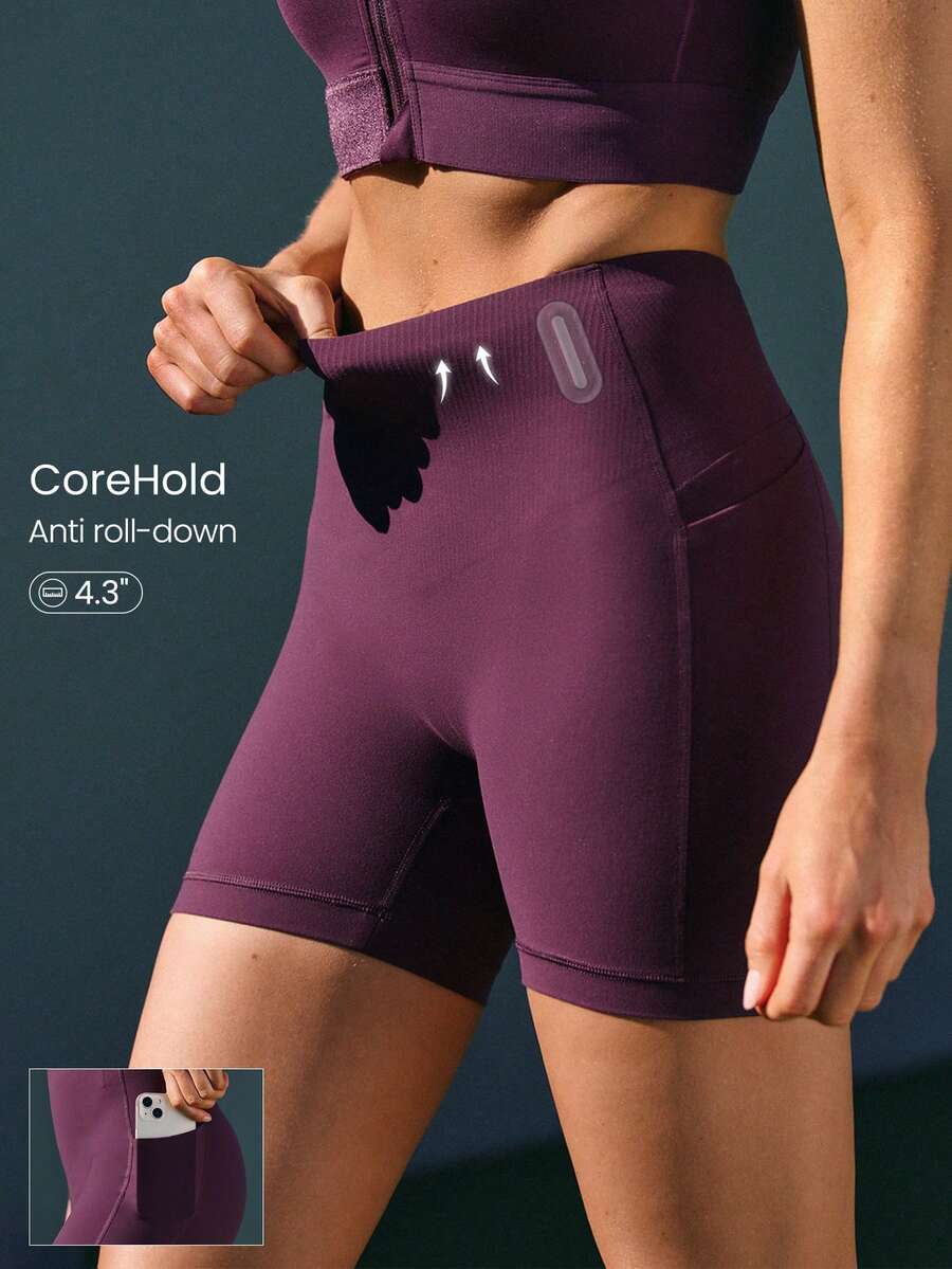 GLOWMODE Quần short biker FeatherFit™-Sculpt CoreHold 4.3" mềm mại, co giãn, không đường may phía trước, có túi bên hông, thích hợp cho tập luyện cường độ trung bình, chạy bộ, tập gym. - Bold Plum - Xem 1