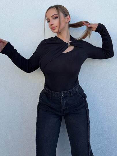 Jeta Ari 女士柔软不对称垂坠镂空金属扣装饰长袖 T 恤