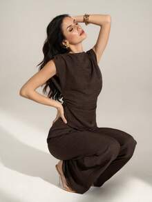 SHEIN Tall 深棕色夏季優雅女款亞麻套裝，無袖不對稱抓褶上衣與寬腿長褲套裝，極簡休閒通勤度假套裝，適合高個女性 - 棕色 - 查看 3
