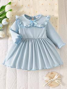 SHEIN Đầm dài tay màu trắng kiểu dáng thanh lịch, ngọt ngào, dễ thương, tối giản, thoải mái cho bé gái sơ sinh, với cổ áo kiểu búp bê phối màu nơ và tay áo xếp ly. - Màu xanh lam - Xem 3