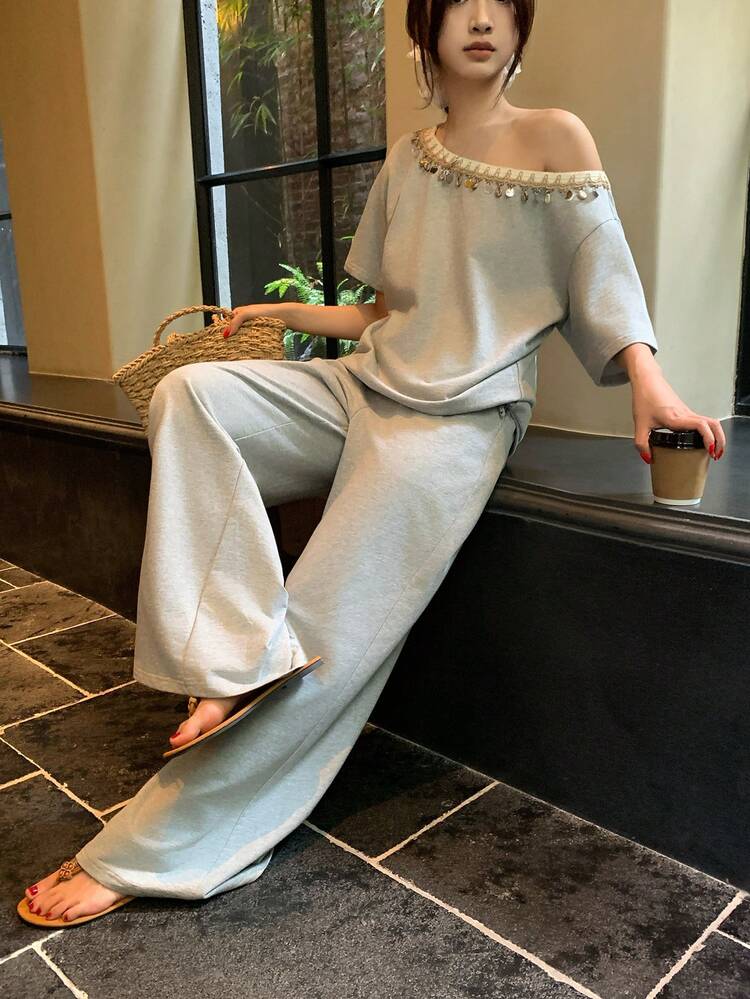 Women's Oblique Shoulder Vacation Style Fresh Korean Casual T-Shirt And Ankle Length Pants 2 Pieces Set, Spring/Summer