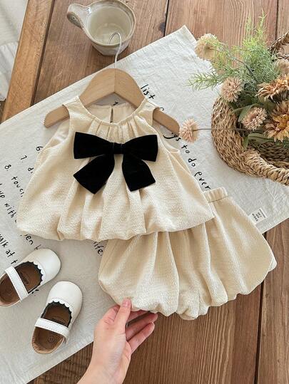 SHEIN Newborn Baby Girl Cute Summer Vacation Casual Apricot Bow Vest & Shorts Set