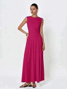 Aveloria Modichic Đầm trắng tối giản, tinh tế, cổ tròn, xếp ly, không tay - Màu Hồng Tươi - Xem 4