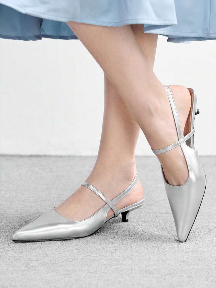 CUCCOO BIZCHIC Women Heeled Sandals