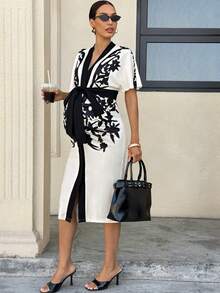 SHEIN MaterniWear Floral Print Maternity Dress With Side Slit, Elegant Short Sleeve - Multicolor - View 8