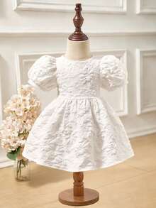 SHEIN 女婴可爱优雅白色花卉纹理图案短袖连衣裙 - 白色 - 查看 7