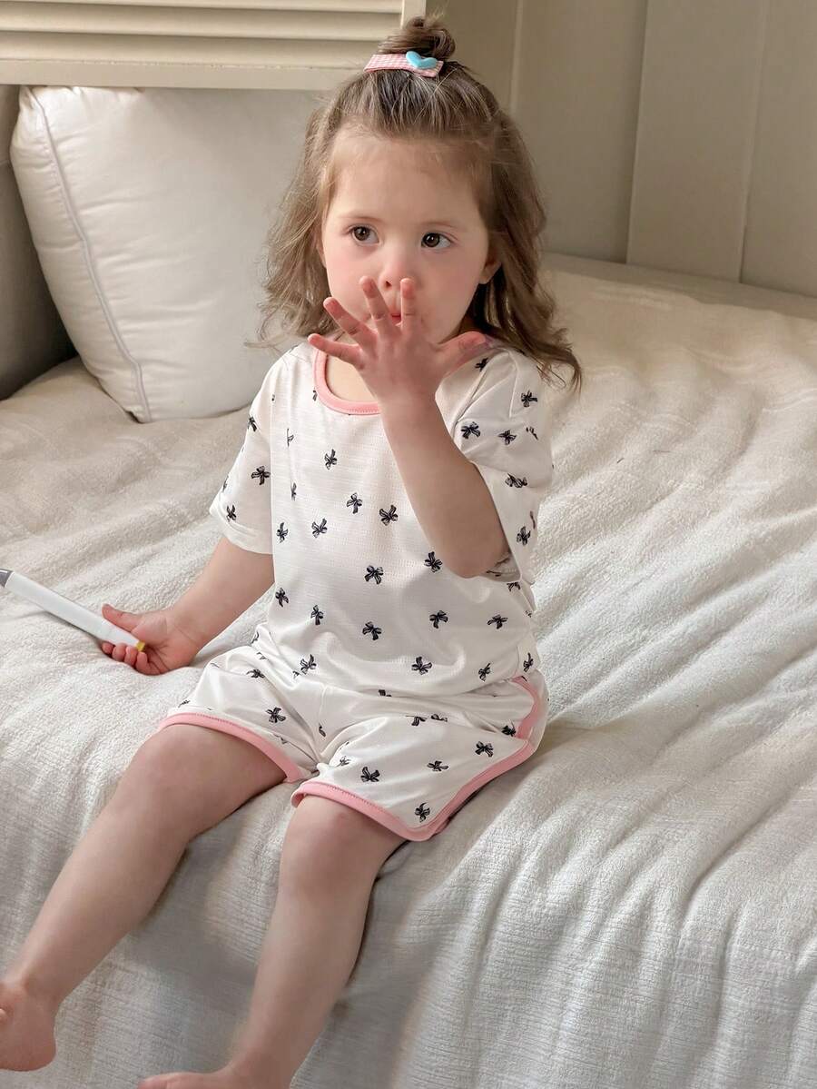 DAZY Baby Girls' Short Sleeve Shorts Pajama Set, Cute Bow Decor Sleepwear Toddler Girls Clothes - Apricot - View 1