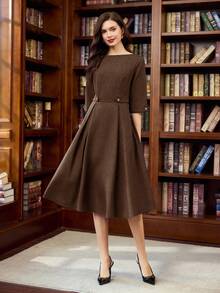 Vintamour 复古经典优雅女士连衣裙，秋冬季修身船领中长连衣裙，藏蓝色连衣裙，带金属纽扣口袋 - 棕色 - 查看 5