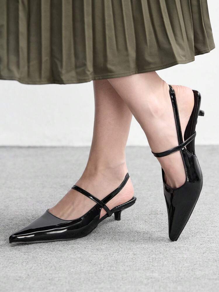 CUCCOO BIZCHIC Women Heeled Sandals