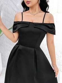 Feyla Robe élégante à volants pour femmes, épaules dénudées, couleur unie - Noir - Voir 3