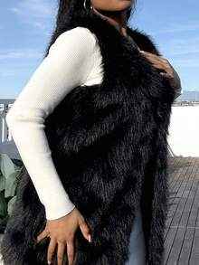 Tyla Gomez Elegant Women Black Faux Fur Vest Sleeveless Regular Length V Neck Jacket Stylish And Comfortable For Any Occasion - Black - View 5