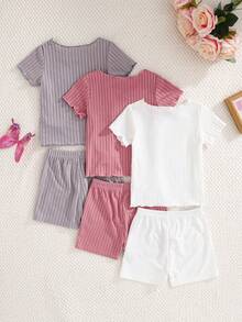 SHEIN Playful Pals Bộ 3 món quần áo bé gái kiểu dáng dễ thương, in hình trái tim, chất liệu dệt kim gân, tay ngắn, dáng suông, mềm mại, dày dặn, gồm áo, áo thun, quần short và quần dài, thích hợp mặc mùa hè, bộ đồ thường ngày hai mảnh, mặc hàng ngày, mùa xuân hè. - Nhiều màu - Xem 2