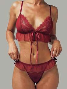 MISSGUIDED 蕾丝网纱内衣套装，带荷叶边细节和可调节肩带，适合亲密场合 - 酒紅色 - 查看 3