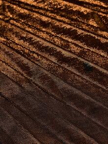 MOTF PREMIUM FALDA VINTAGE DE MUJER DE CINTURA ALTA CON PLIEGUES EN FORMA DE A, CINTURA ELÁSTICA, COLOR DORADO METÁLICO - Óxido marrón - Ver 5