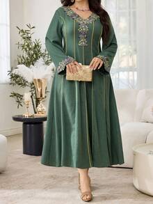 Al Najma Elegant Embroidered Trim Splice Long Sleeve Modest Plus Size Dress - Green - View 9