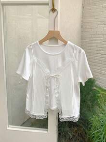 DAZY Camiseta de verano de mujer con cuello redondo, manga corta y parche de encaje 2 en 1 - Blanco - Ver 3